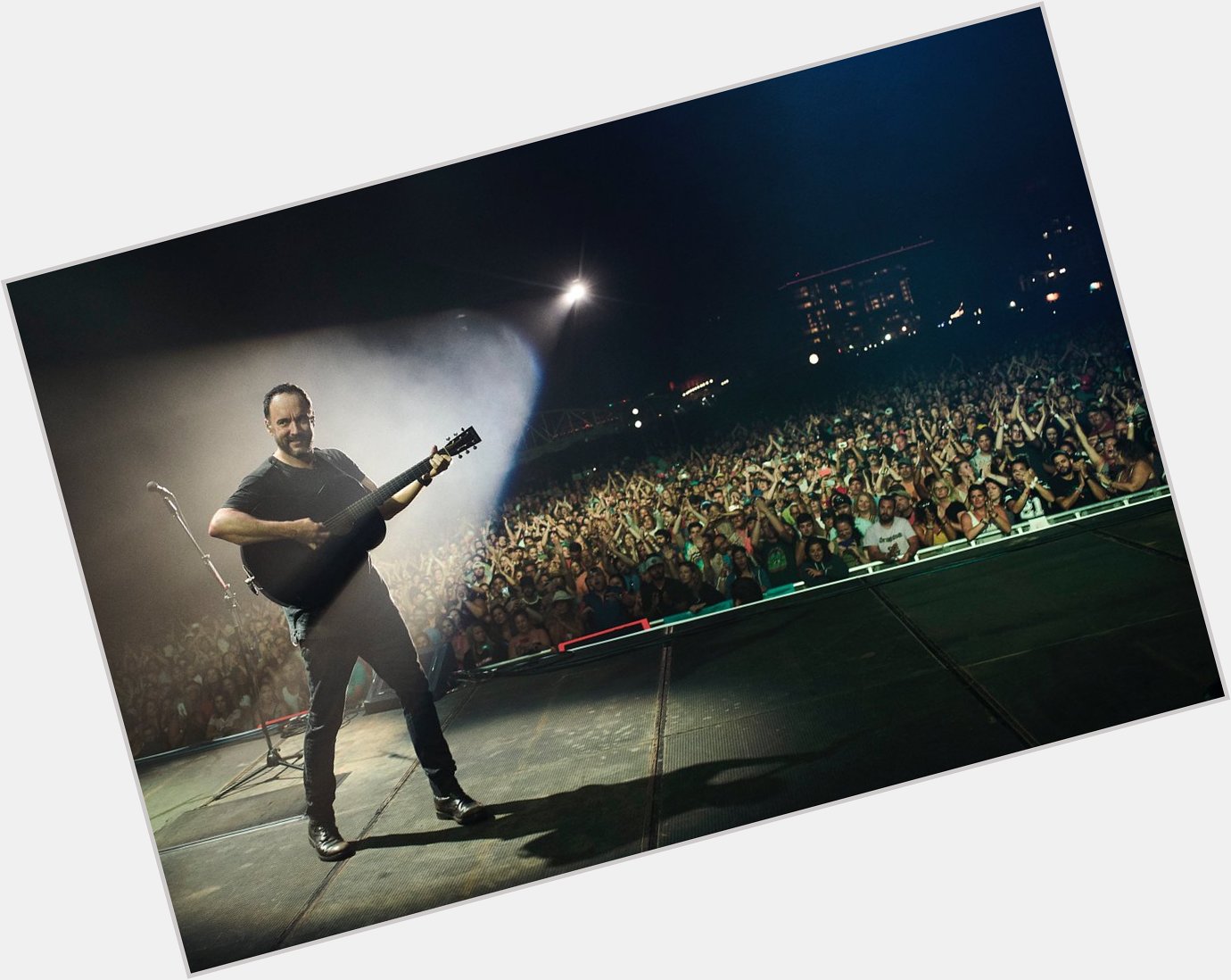 Happy birthday Dave Matthews ! Thank you for bringing the band to Asbury Park for in 2019 . 