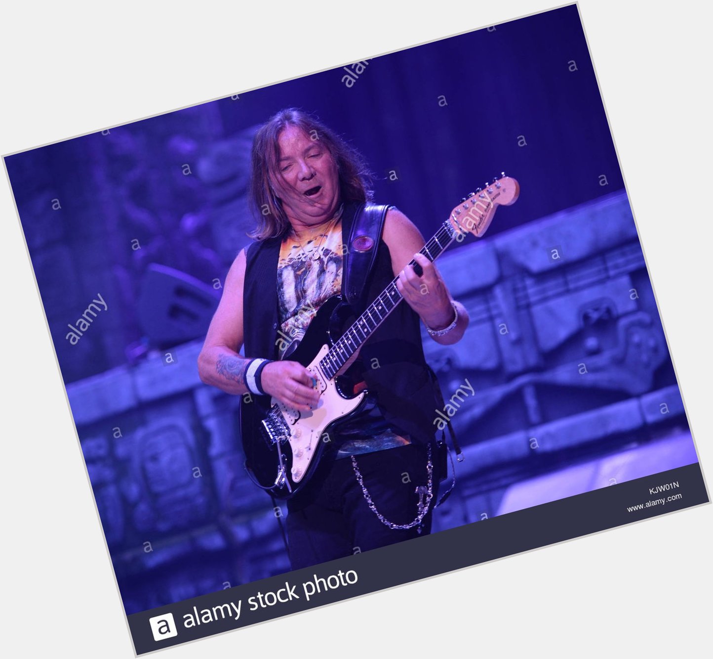Happy 64th birthday to Mr Dave Murray 