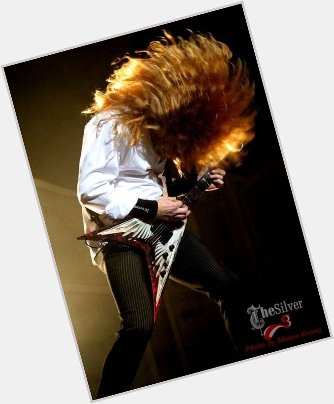 OMG my first love, happy birthday  GOD Dave Mustaine 