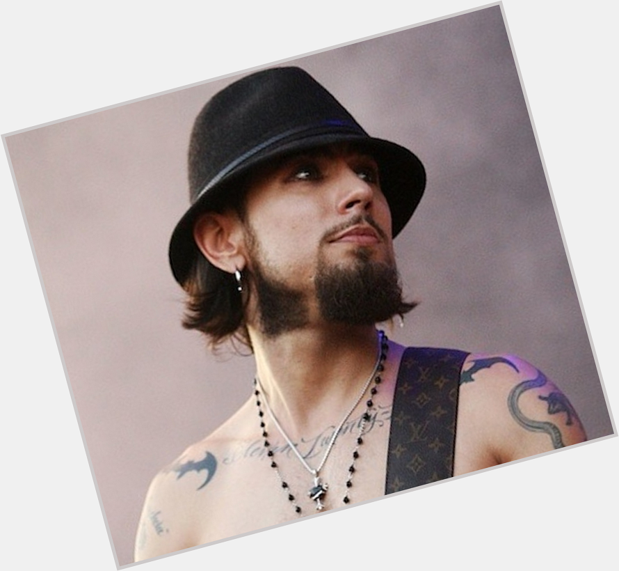Happy 54th birthday to guitarist Dave Navarro (from RHCP and Jane\s Addiction). 