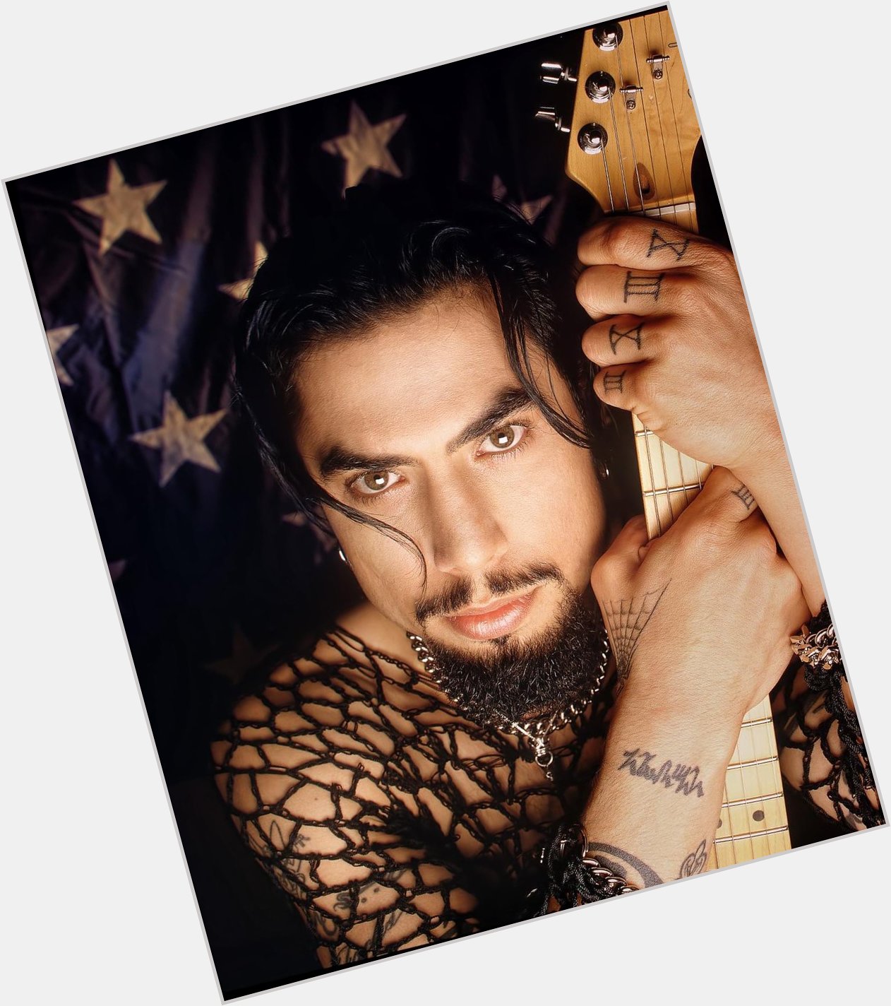 Happy Birthday to DAVE NAVARRO of Jane\s Addiction and the Red Hot Chili Peppers!! 