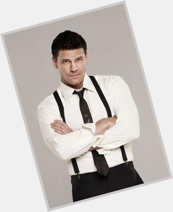 Happy birthday, I love your character in bones I LOVE YOU a hug .. !! GREETINGS 