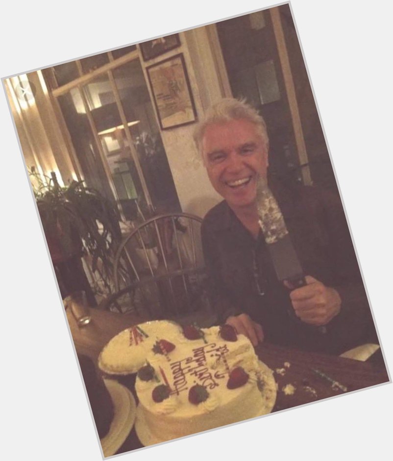 IT IS FINALLY NATIONAL DAVID BYRNE DAY FOR ME!!!! HAPPY BIRTHDAY KING 