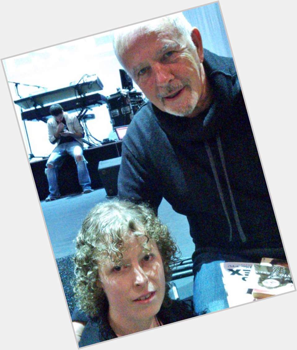 Happy birthday 75th birthday to the fabulous David Essex. Thank you for a lifetime of lovely memories. Xxx 