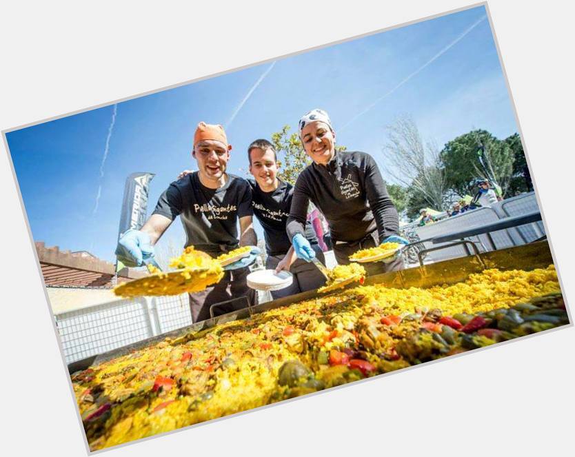  Happy birthday from Spain!!
We wait for you with our giant paella. 