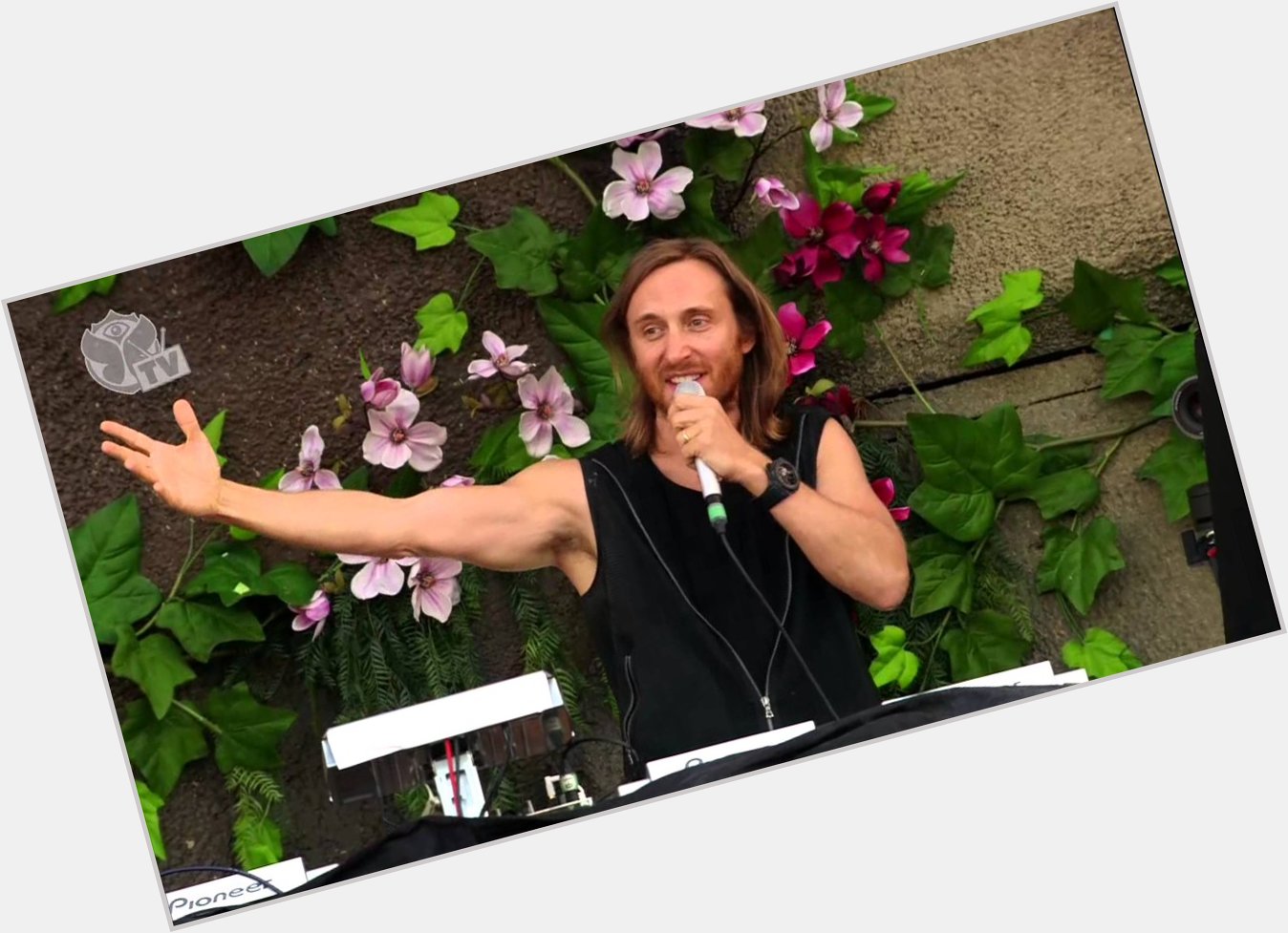 Happy Birthday David Guetta, greetings from Uruguay   