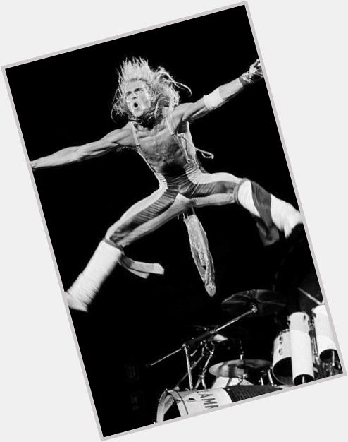 Happy birthday to the greatest entertainer in rock n roll David Lee Roth! 