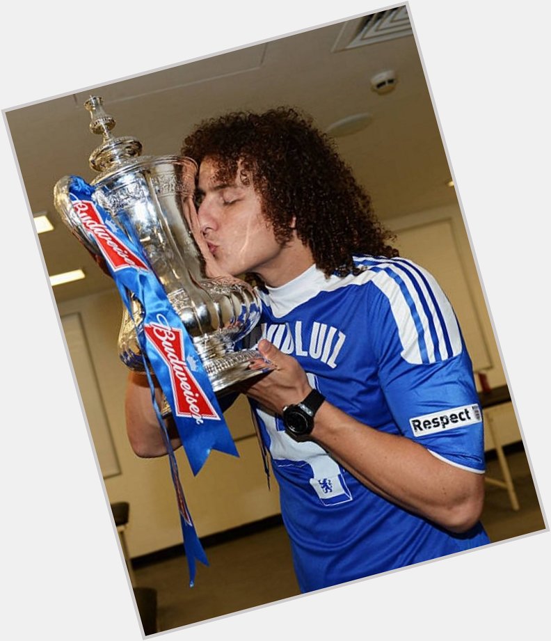 Happy birthday to David Luiz!     