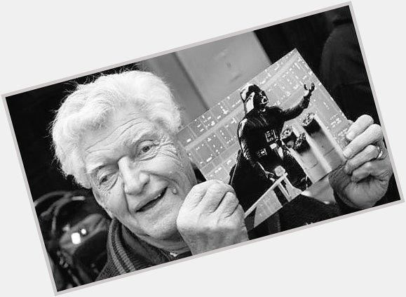    We wish a very happy birthday to British actor David Prowse! 