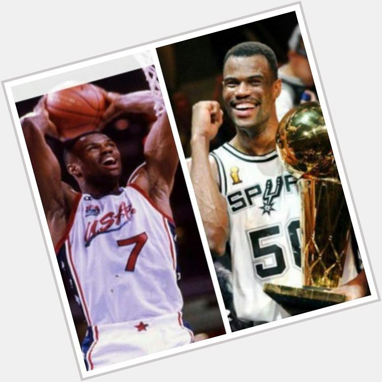 Happy Birthday to the 3 time Olympian, dream teamer and basketball hall of famer David Robinson 