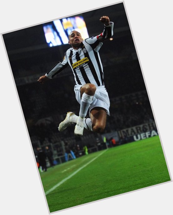 Happy birthday to Juventus legend David Trezeguet, who turns 40 today.

Games: 320
Goals: 171 : 7 