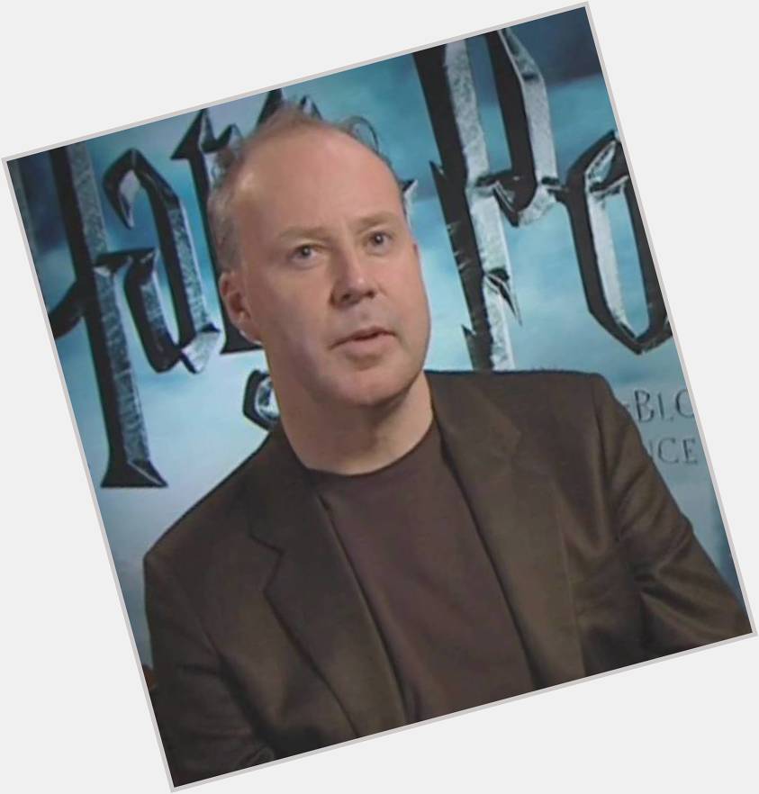 Happy 51st birthday to David Yates, who directed the last 4 Harry Potter films & will be directing Fantastic Beasts! 