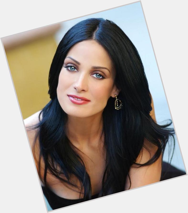 Happy Birthday to Dayanara Torres, who turns 40 today! 