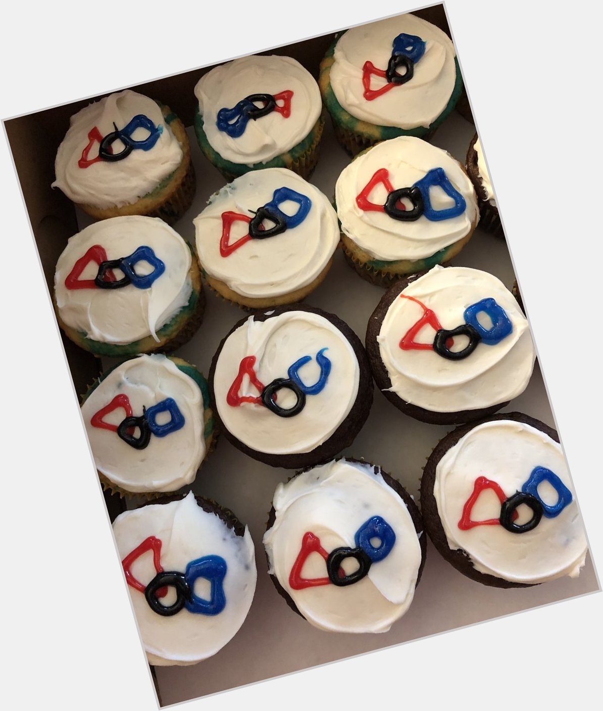 Happy Birthday, Dean Kamen!  These cupcakes are for you. 