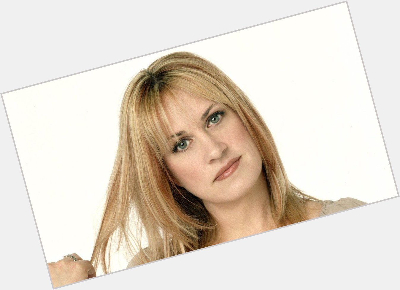 Happy Birthday to American musician  and the drummer of the band The Bangles, Debbi Peterson (August 22, 1961). 