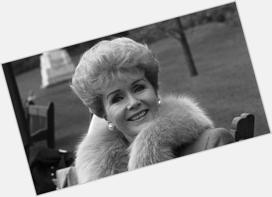 Billie Lourd wishes late grandmother Debbie Reynolds a happy birthday  