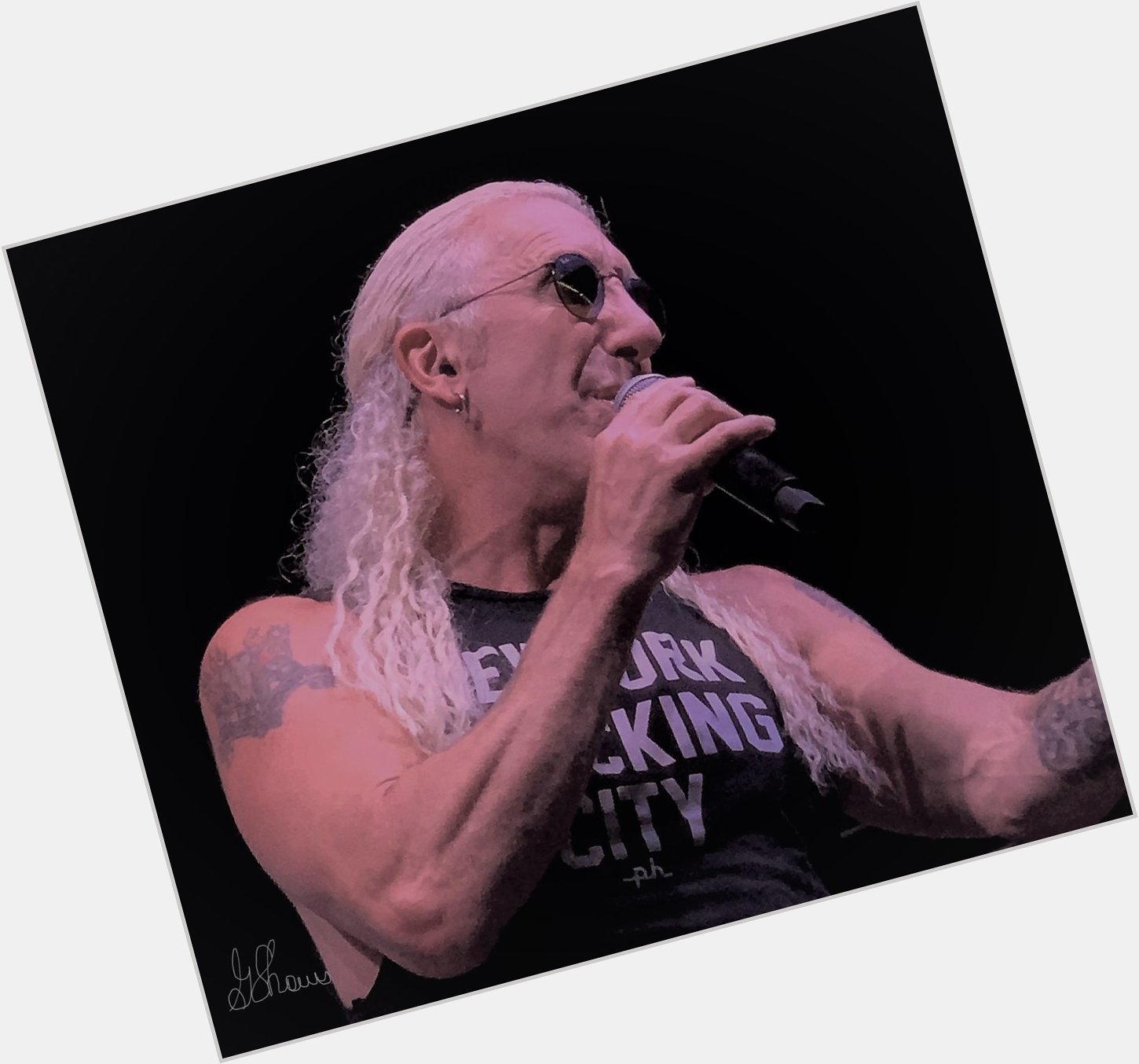 Happy Birthday Dee Snider! (pic taken at Lava Cantina in The Colony, TX--2019) 