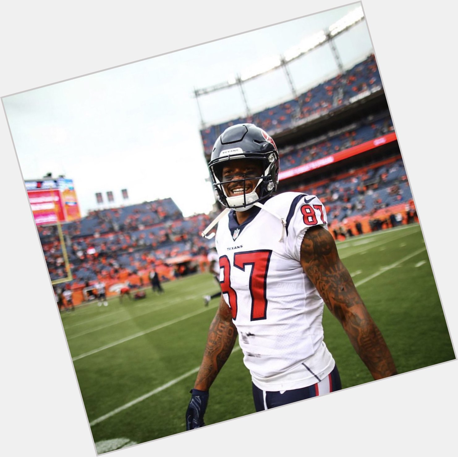 Happy 31st birthday to Demaryius Thomas, an American football wide receiver for the Houston Texans. 