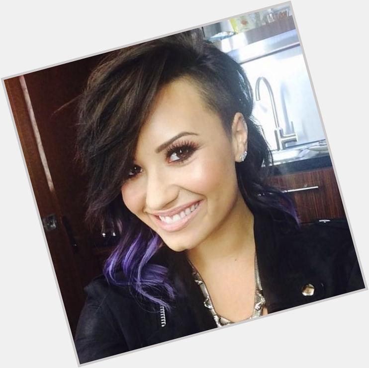 Remessage if you want to wish Demi Lovato a happy 22nd birthday. 
