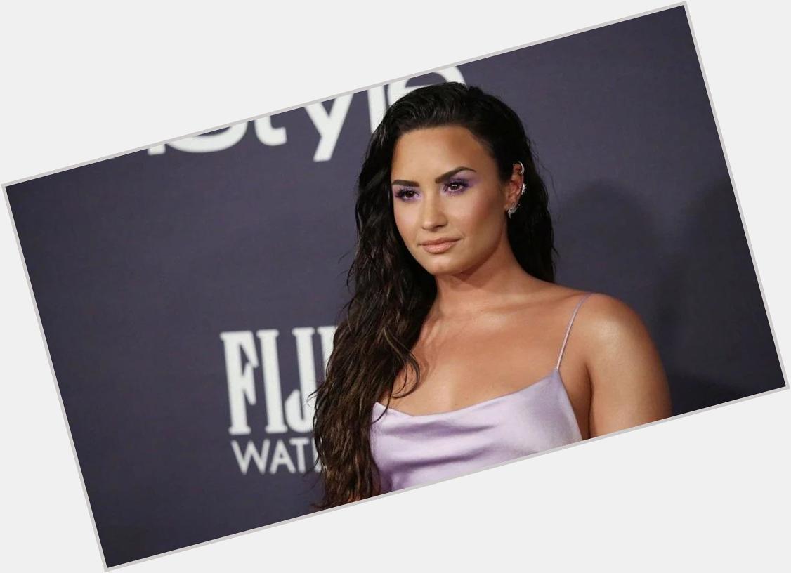 Happy 27th Birthday to singer and actress Demi Lovato!!!   