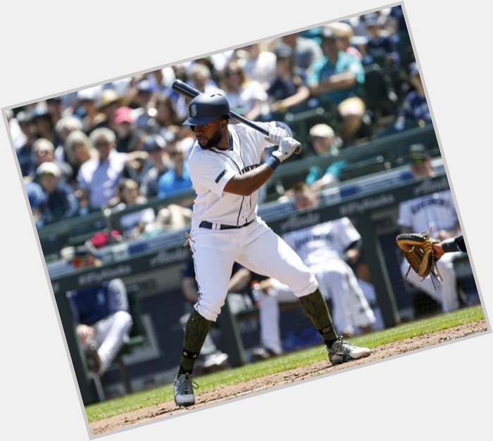 Happy 36th birthday to Denard Span! 

Span hit .272 with 7 HR for the Mariners in 2018. 