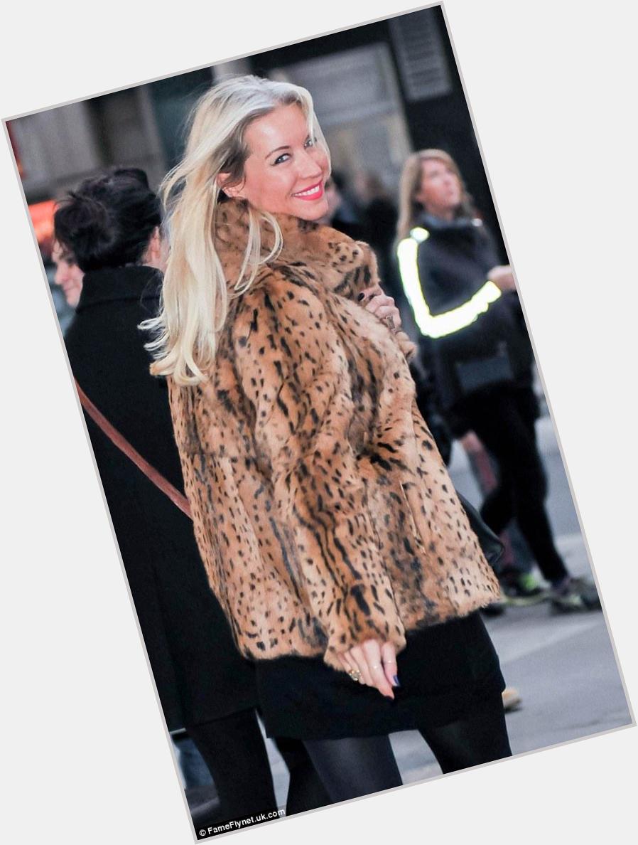A very happy FURRY BIRTHDAY to English actress, singer, dancer and presenter Denise van Outen. 