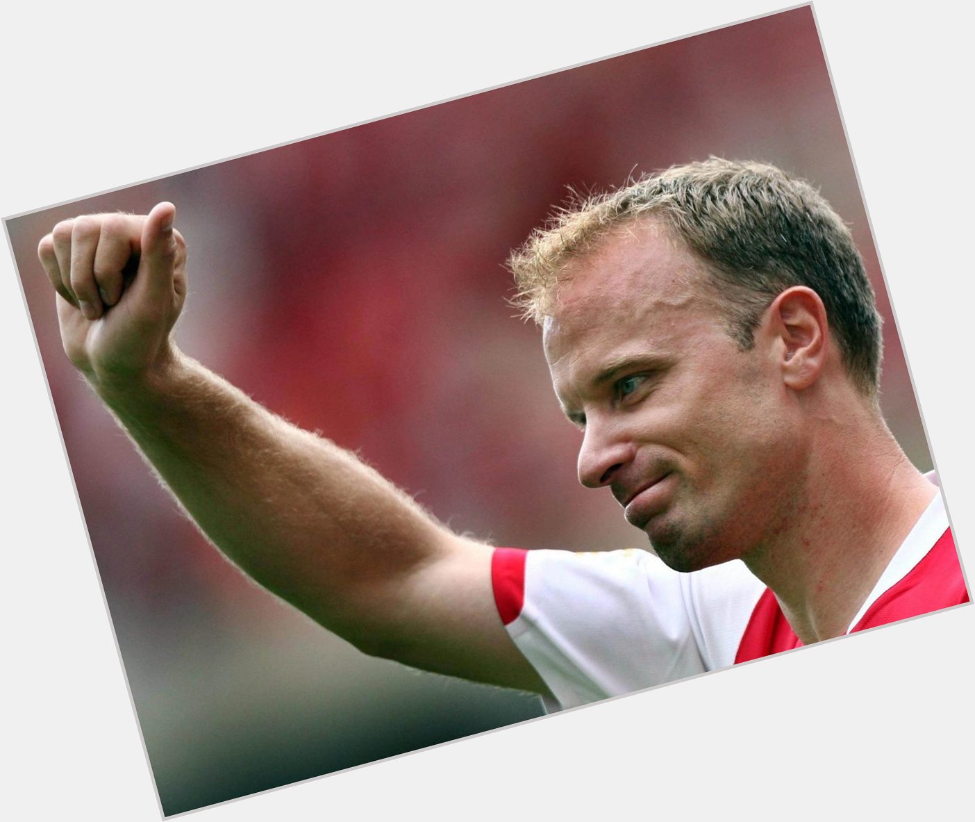 Happy birthday to and legend Dennis Bergkamp, 48 today!  