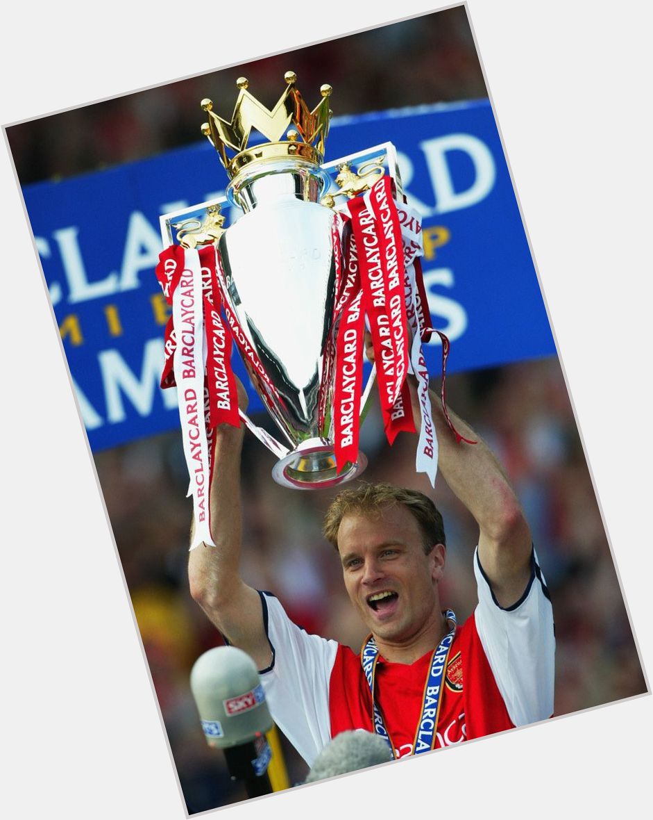 Happy Birthday to Arsenal legend & Invincible Dennis Bergkamp, who turns 53 today! 