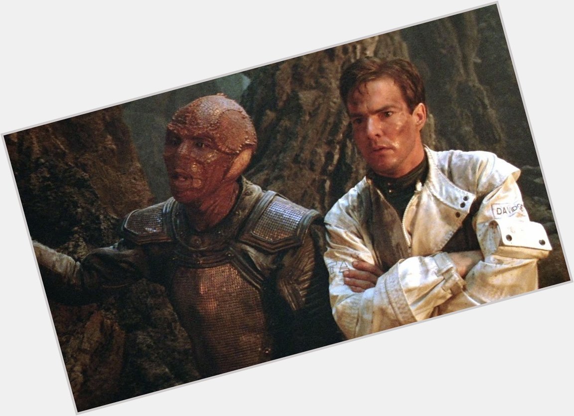 Happy 64th birthday to Dennis Quaid! That reminds me...I need to watch ENEMY MINE again soon! 