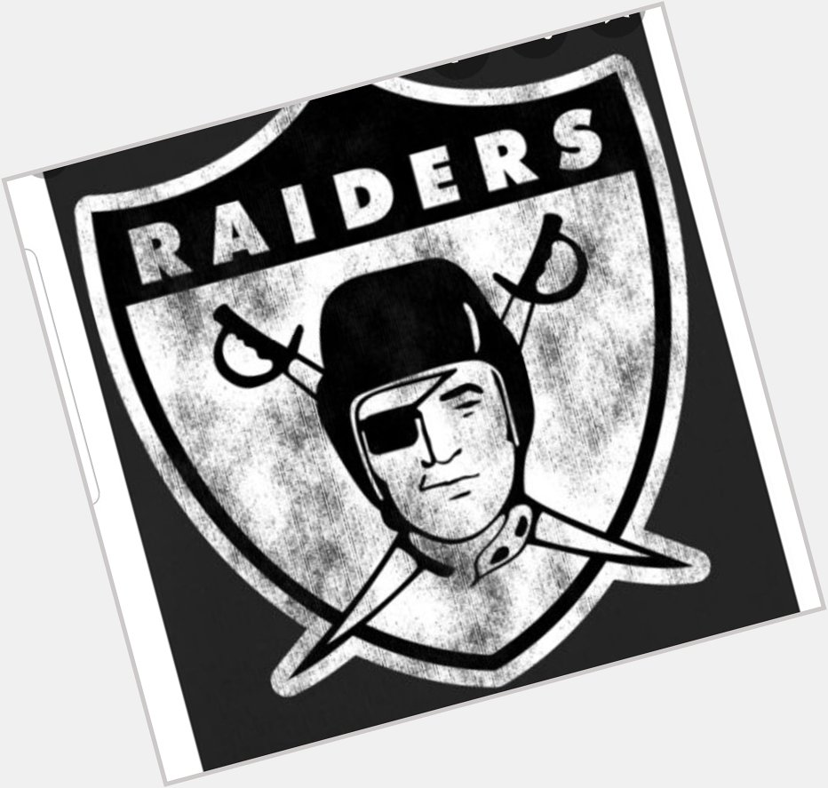 Happy Bday Derek Carr!! We have the same bday!! Go Raiders!! Stop the corona madness!!   