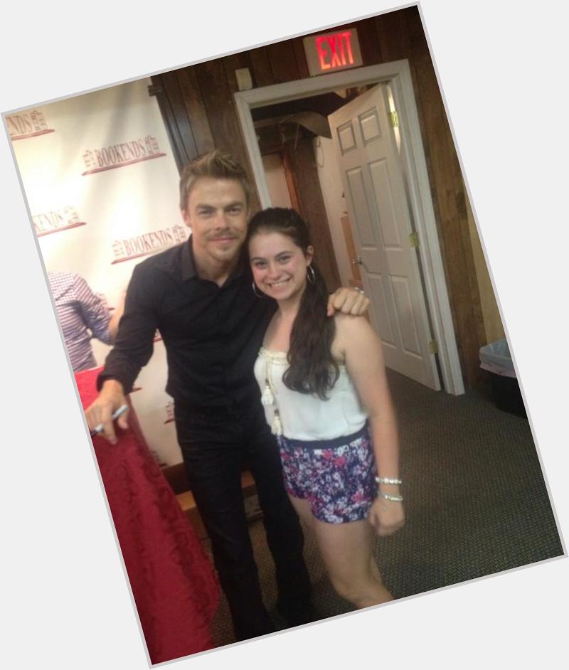 CRYING BC I JUST MET DEREK HOUGH AND HE WISHED ME A HAPPY BIRTHDAY        