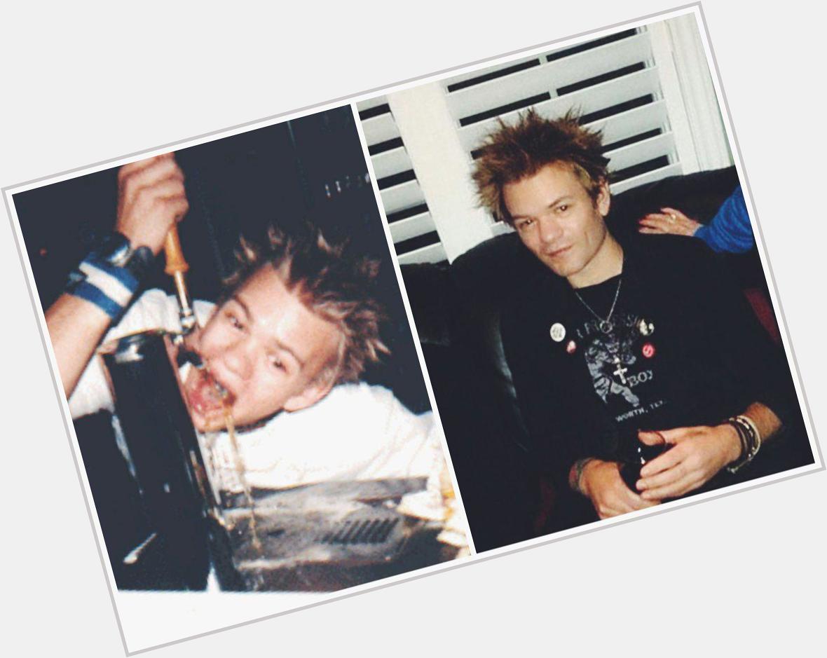 He\d been through hell and back but he never stopped making music. Happy 35th birthday to our hero, Deryck Whibley! 