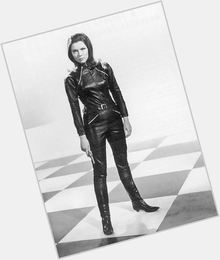 Happy 77th Birthday to the forever beautiful Diana Rigg. Her role as Emma Peel in The Avengers is iconic. 