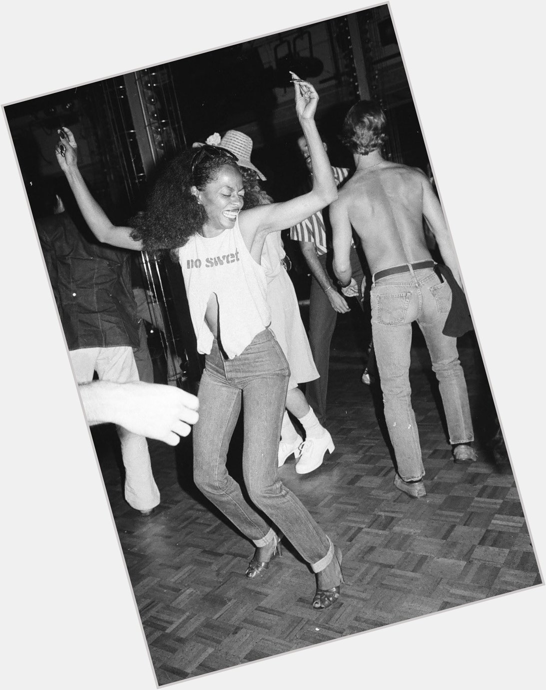 Happy Birthday to Diana Ross who I would have loved to be drunk with at studio 54 
