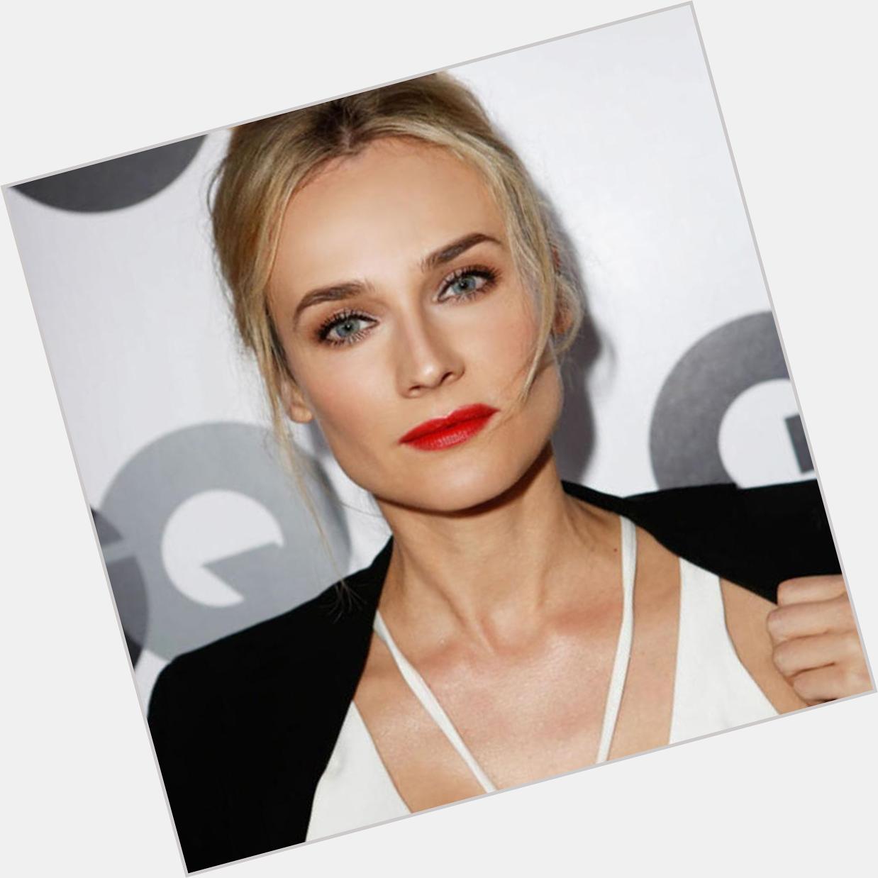 Happy Birthday to a red carpet queen, Diane Kruger! Always such a babe 
