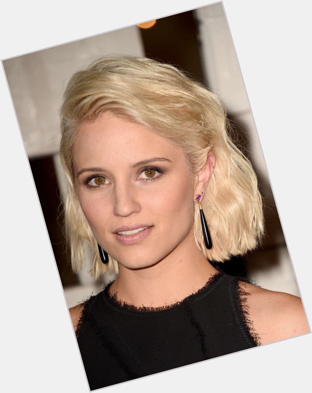 Happy Birthday to fashionista & beauty queen, Dianna Agron. She doesn\t look a day over 21 