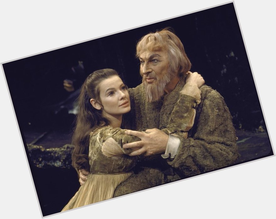 Happy birthday to Dianne Wiest, here w/ Carnovsky in the 1971 American Shakespeare Festival\s TEMPEST. Via 