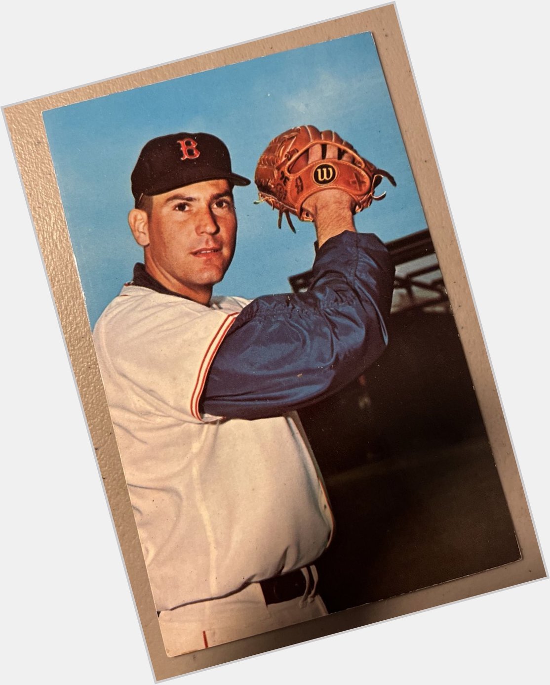 Happy birthday to former Red Sox pitcher Dick Ellsworth. He would have been 83 years old. 
