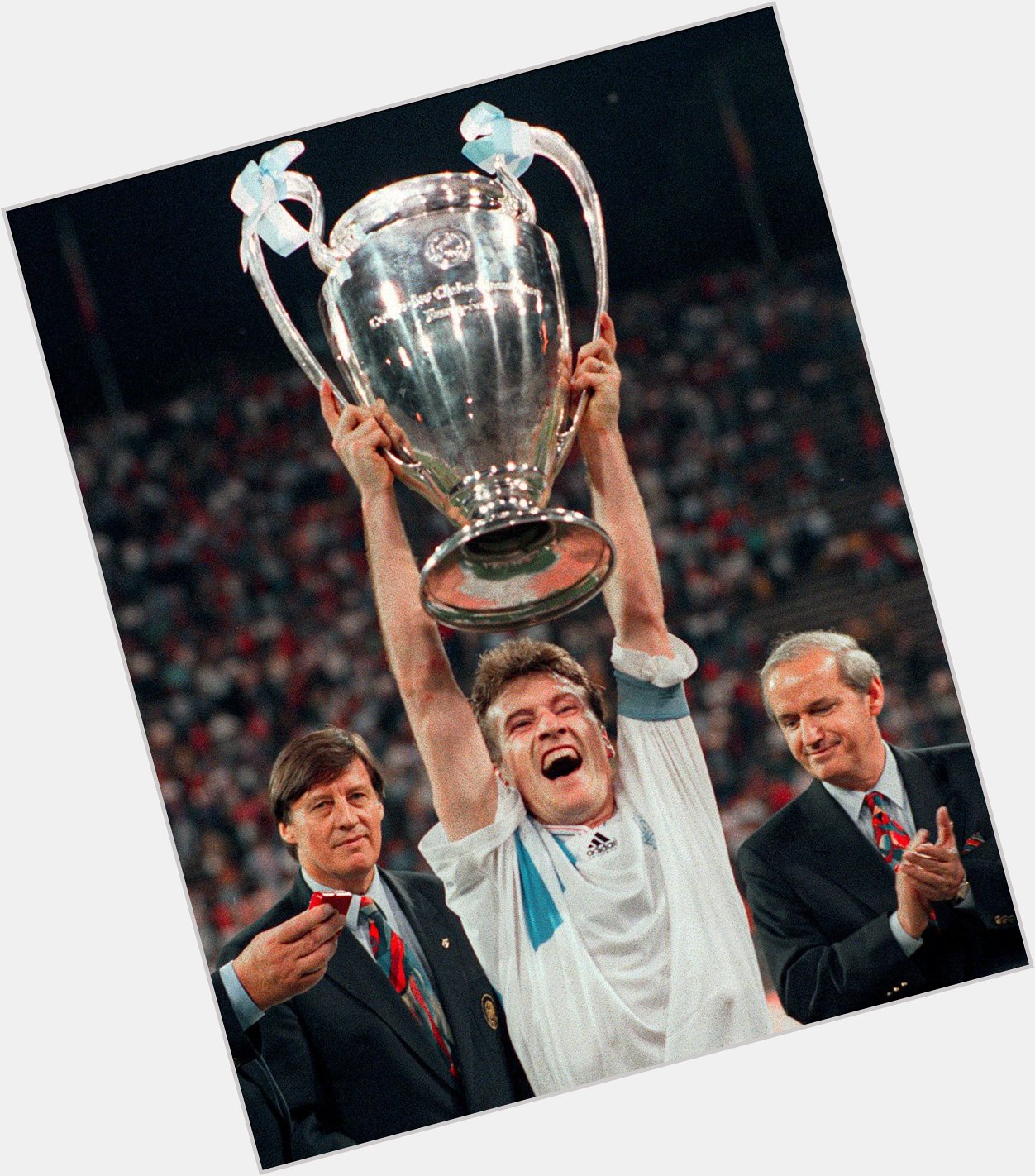 Happy Birthday to a player and manager who won everything...
Didier Deschamps.
(Photo 