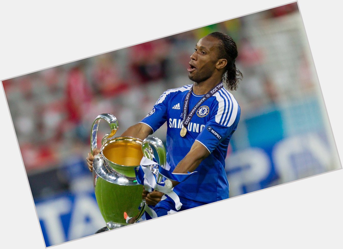 Happy Birthday to Didier Drogba 686 appearances 300 goals 125 assists 19 trophies

Legend. 