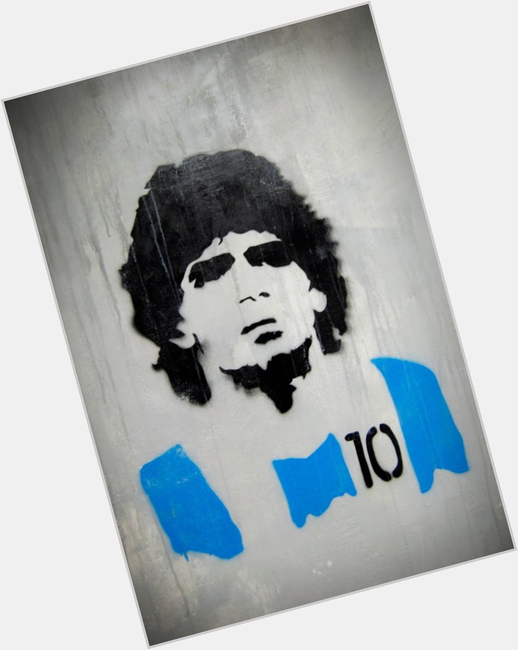 Happy birthday to the icon of football Diego Armando Maradona      
