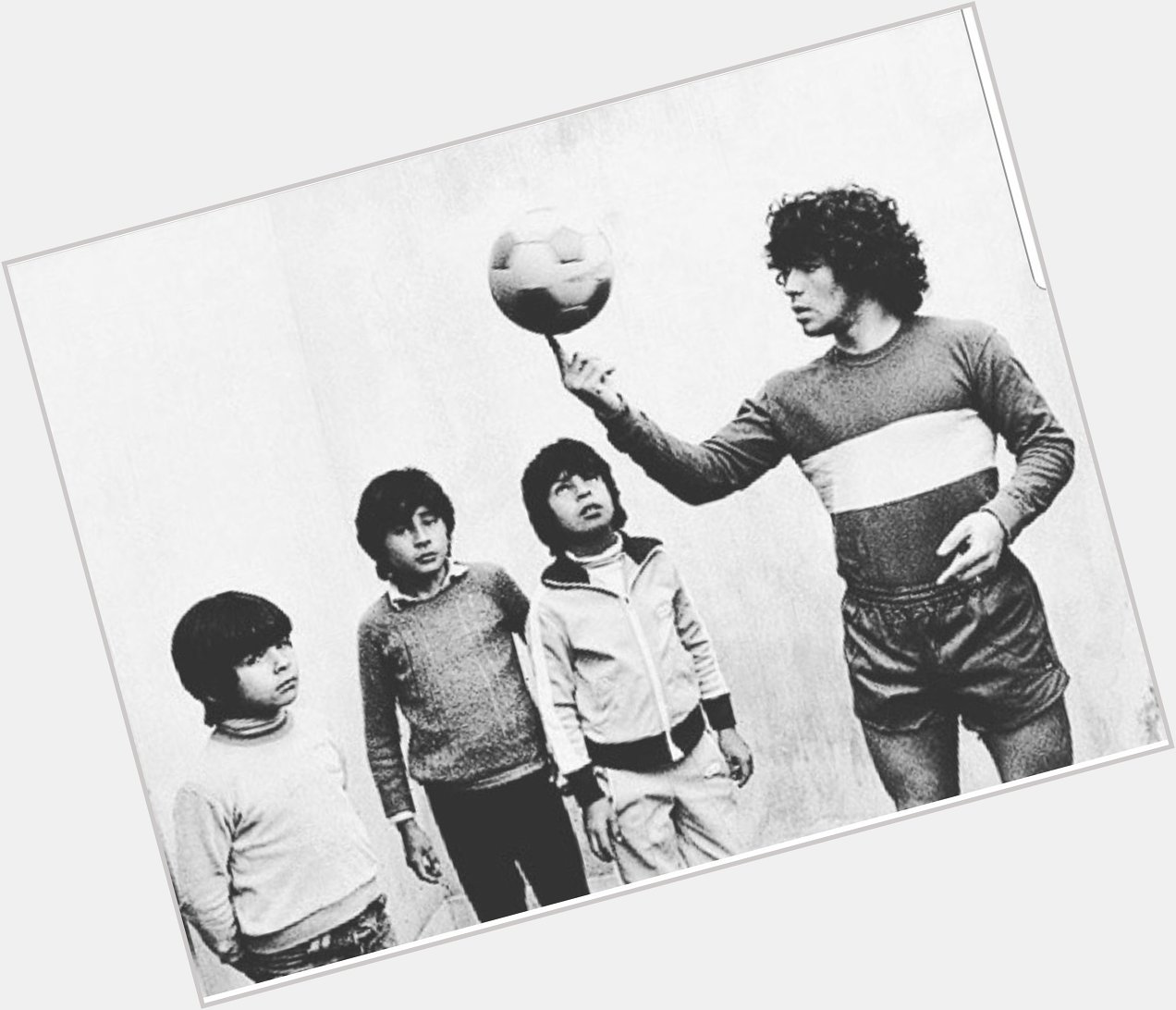 Happy birthday to arguably the greatest to ever play the game, Diego Armando Maradona!            