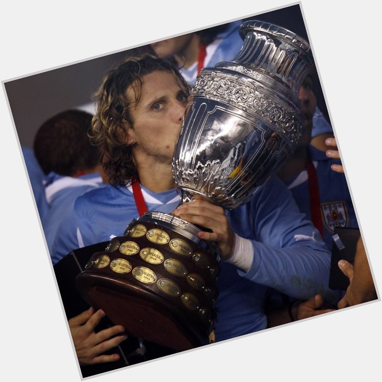   - Copa Americas: 1

- Premier Leagues: 1

- Europa Leagues: 1

- FA Cups: 1

Happy birthday Diego Forlan 