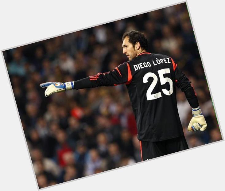 Happy Birthday to former Real Madrid player, Diego Lopez! 