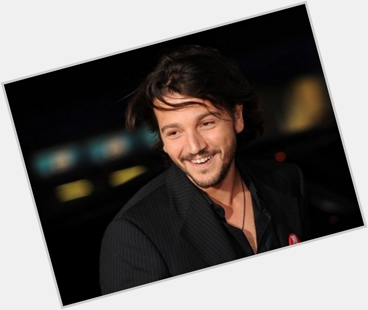 Happy birthday, Diego Luna! Today the Mexican actor, producer and director turns 43 years old 