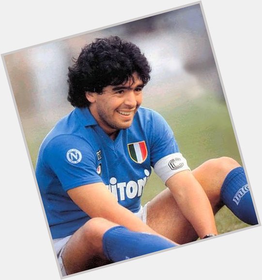 Happy Birthday to Diego Maradona, one of the best players of all time and for Napoli 