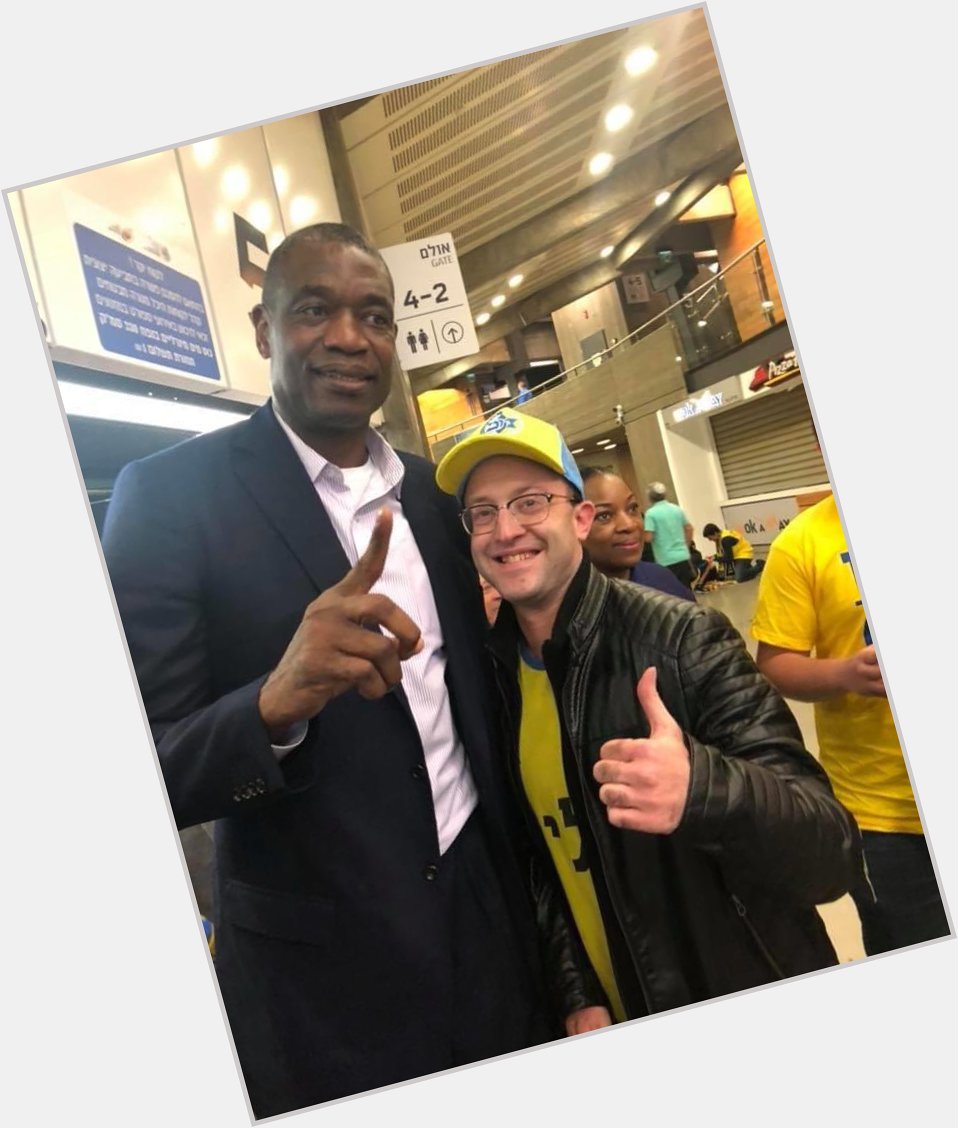 Happy bday and all the best to the great dikembe mutombo! 