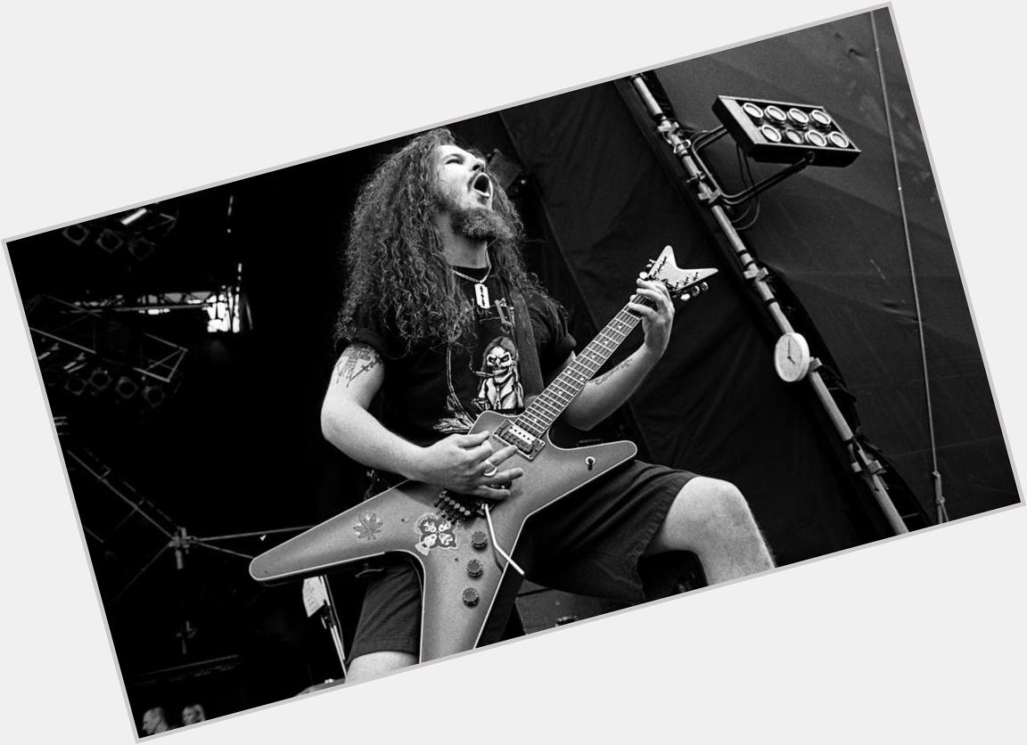 Happy Birthday Dimebag Darrell! One of the greatest guitarist of all time and the driving forces behind groove metal. 