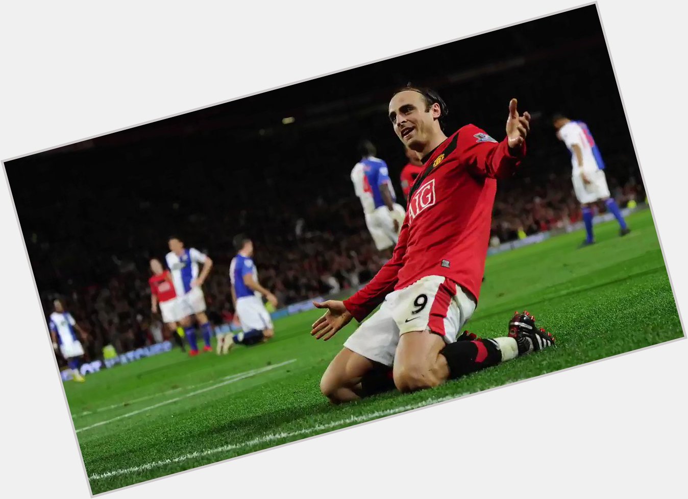   Dimitar Berbatov was outrageous Happy birthday to one of the classiest players of all time 
