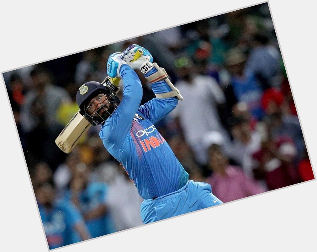 Happy Birthday Dinesh Karthik: Interesting Facts about the Indian Wicketkeeper Batsman  
